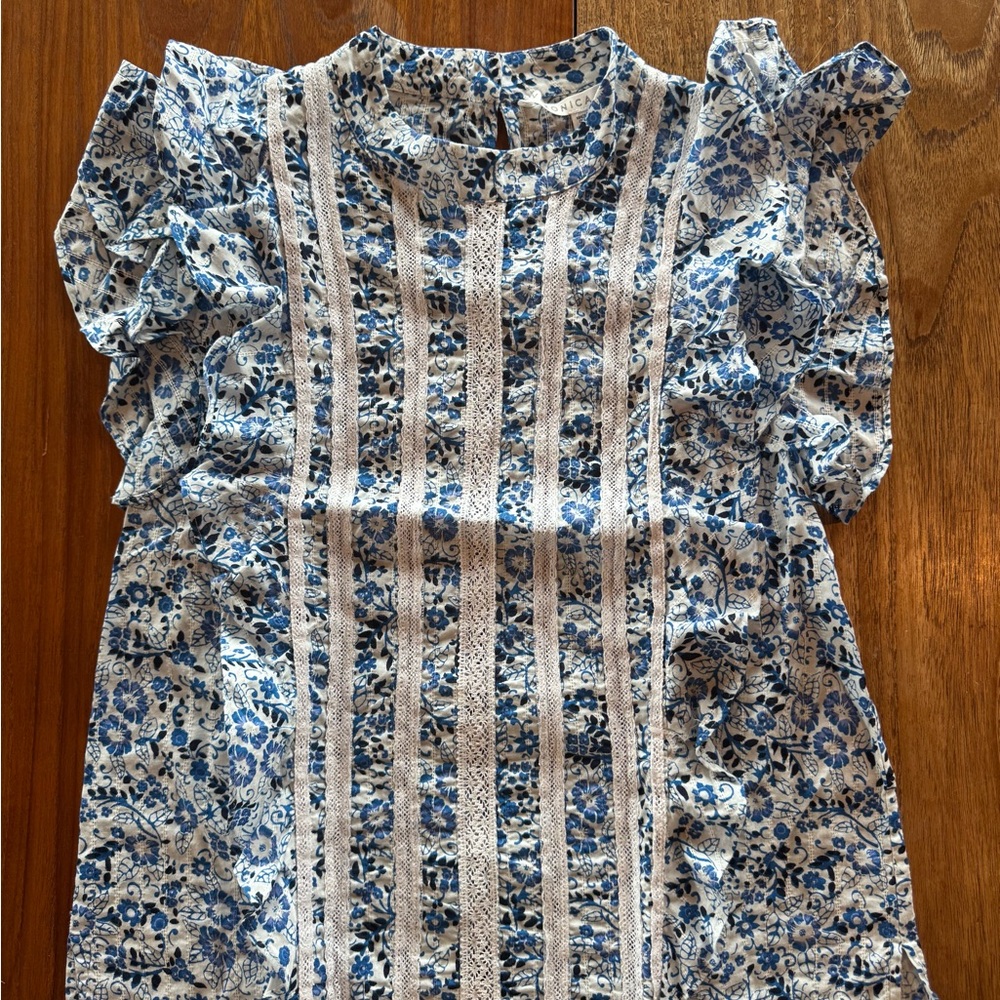 Veronica Beard Blue and White Floral Top